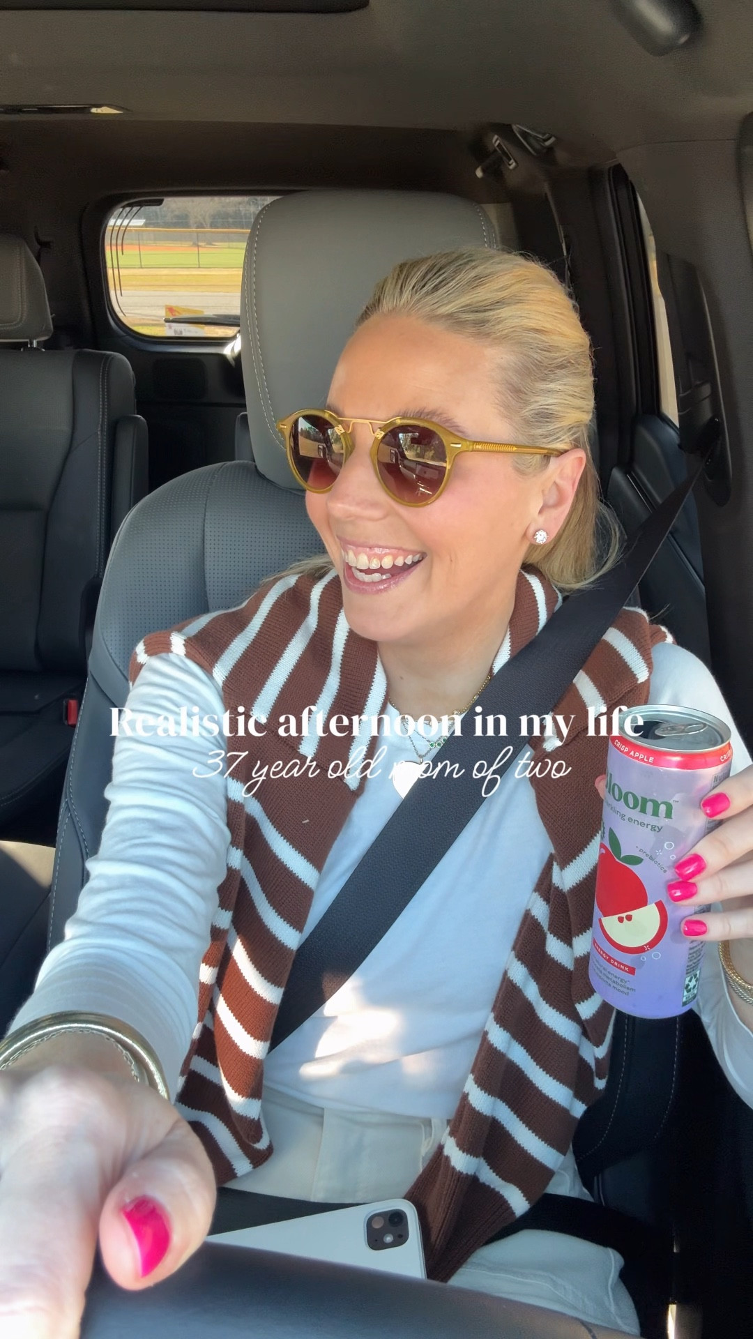 Come spend the afternoon with me!! Linking both outfits below. Obv on a very big brown kick right now!
Wearing size 26 in jeans from Avara and my code is Bobbi15
Size small in white puff sleeve top
Size medium in both pullovers and size medium in target set 
Sneakers run TTS 
My bag is by sprinkled with pink size small, such a cute bag and holds my iPad! Use code Bobbi10 

#LTKdayinmylife #LTKmomlife #LTKootd