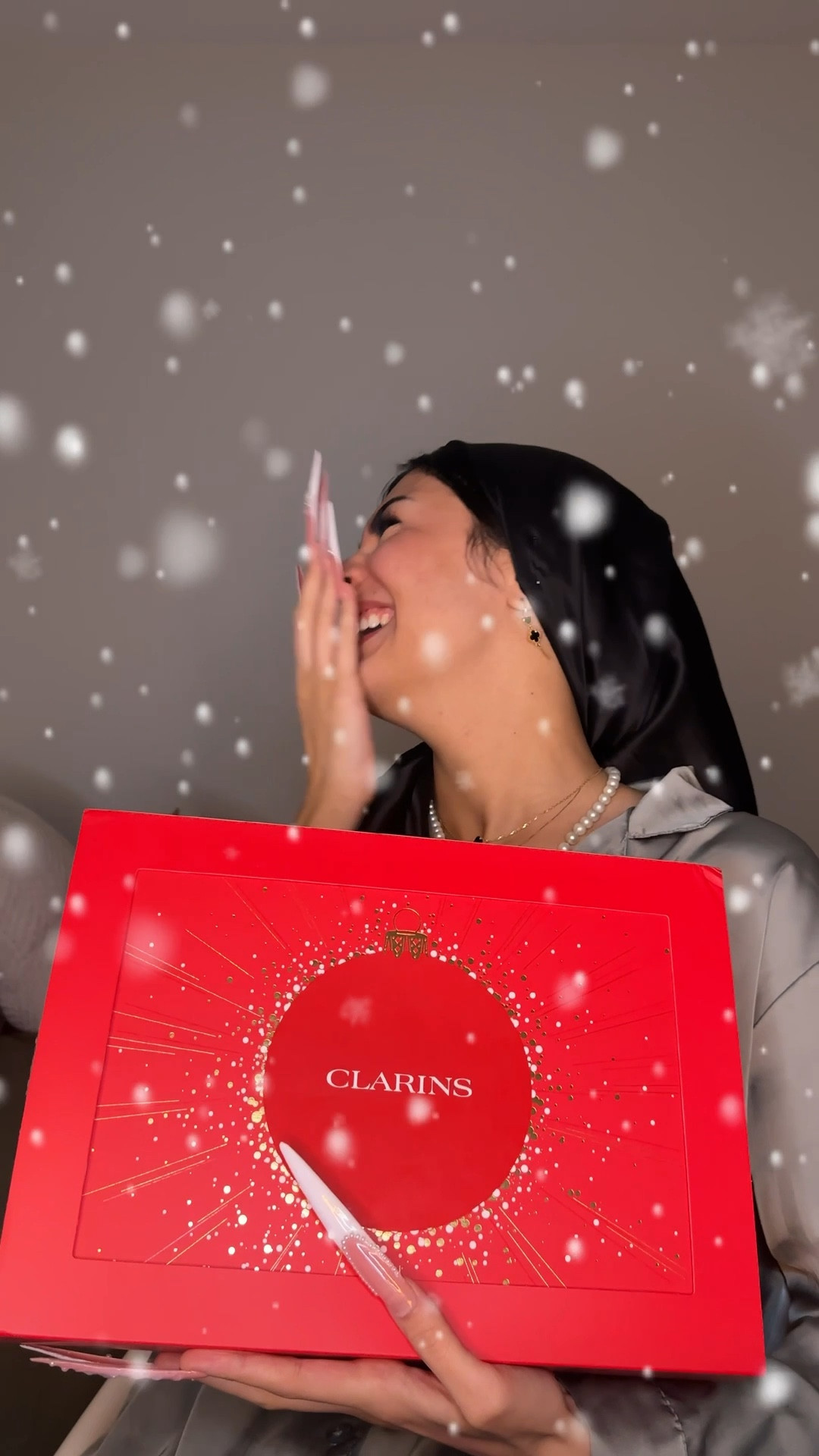 Unboxing the Clarins Holiday Advent Calendar 🎁✨

It’s the perfect skincare + makeup treat for the season! Includes hydrating serums, glow boosters, and mini holiday essentials🎄💄

#LTKHoliday #LTKSeasonal #LTKGiftGuide