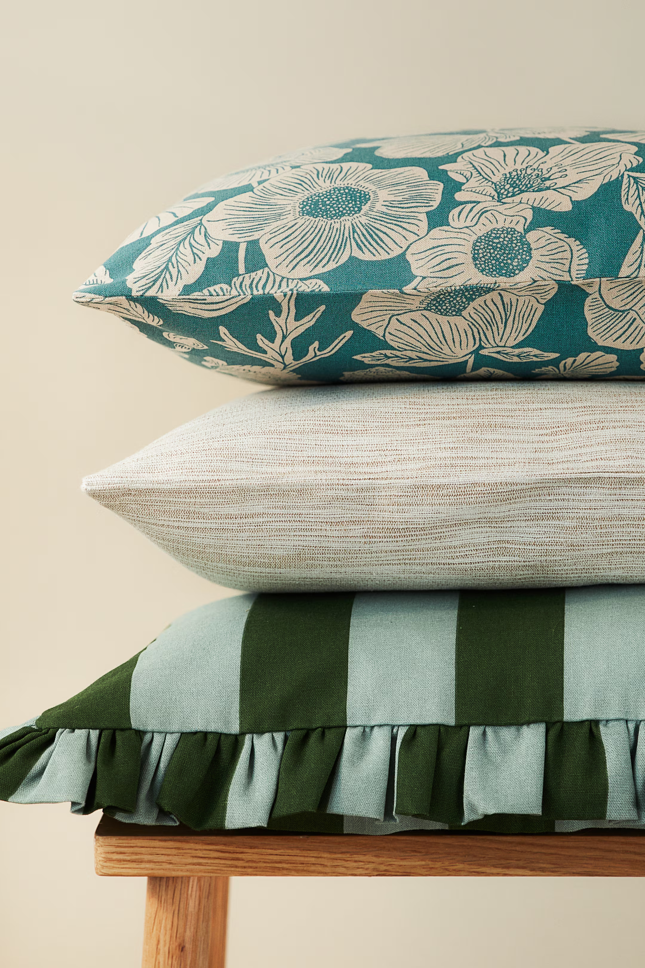 Patterned Cushion Cover | H&M (US + CA)