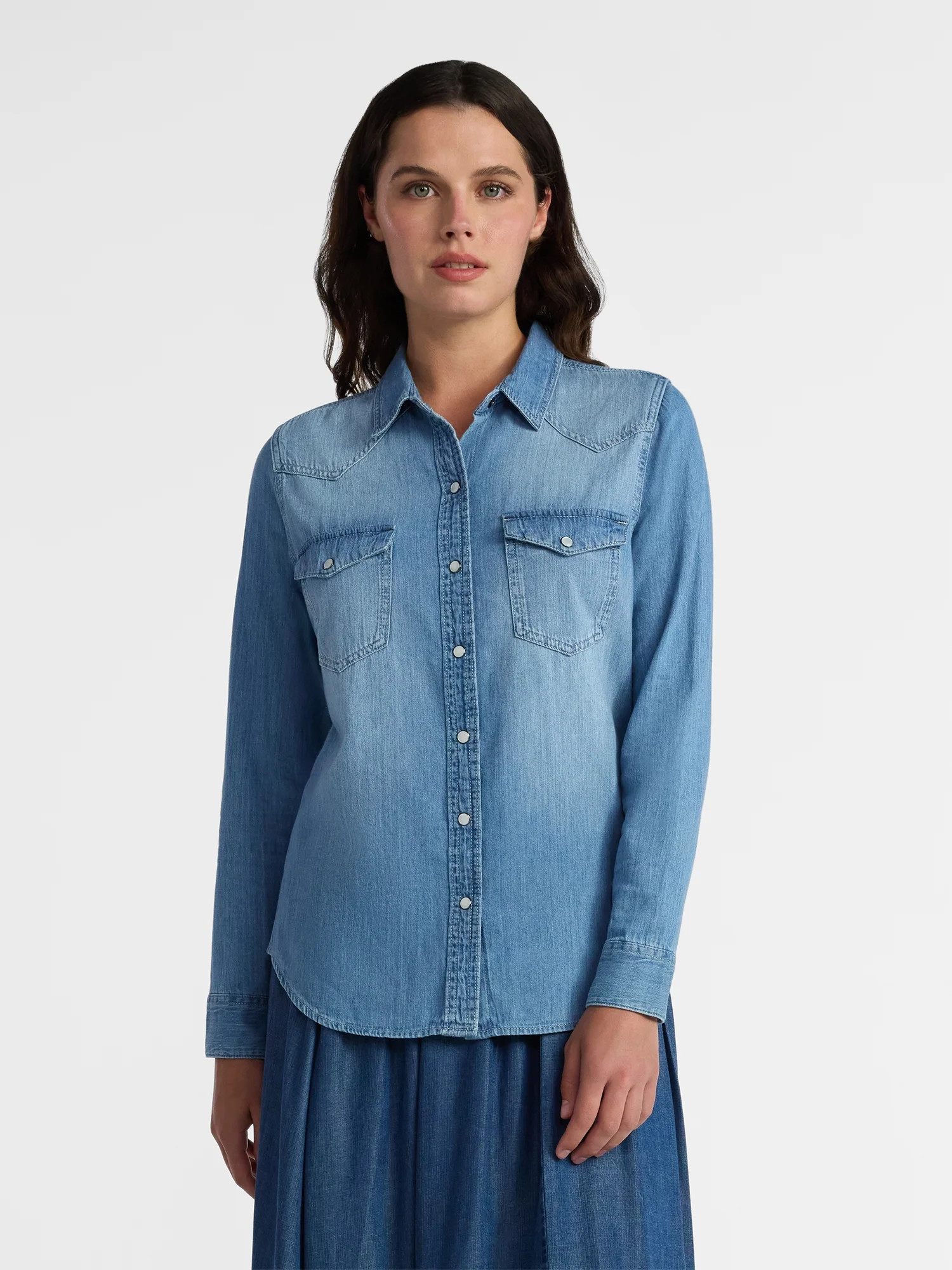 Time and Tru Women’s Lightweight Cotton Denim Shirt, Sizes XS-3XL | Walmart (US)