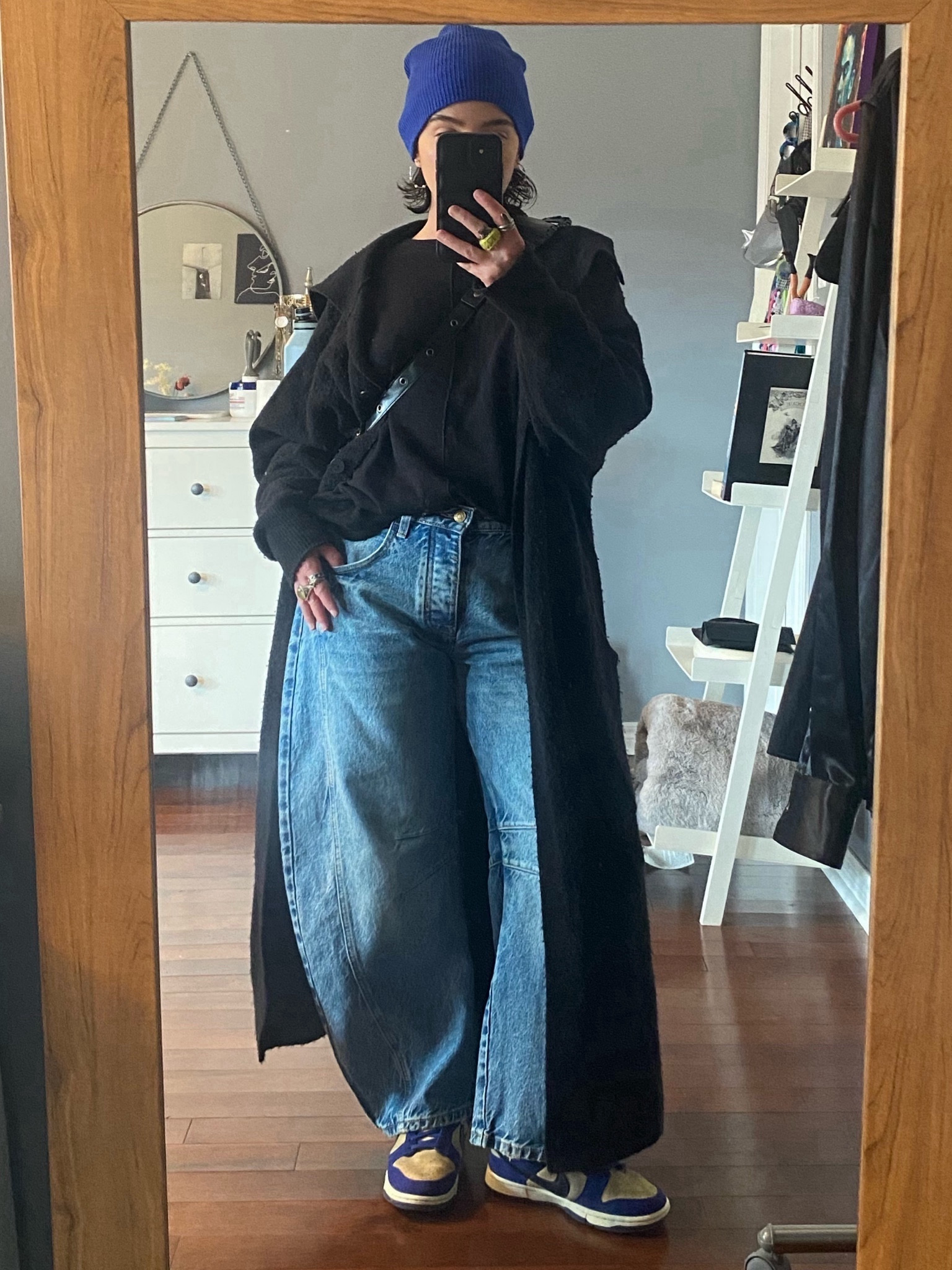 cozy fit with my Free People Barrel Jeans on a gloomy day ☁️ 

#jeans #traveloutfit #vacationoutfit #springoutfit

#LTKmidsize #LTKstyletip #LTKtravel