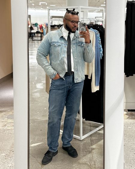 Bringing a touch of sophistication to the work grind 🌟 Denim on denim with a hint of business casual. #WorkStyle #DenimDays

#LTKworkwear #LTKmens