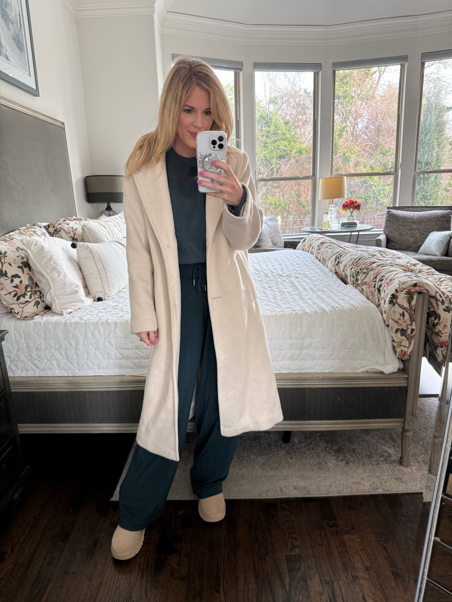 Winter look / winter style 
Casual winter look / long wool coat/ lounge wear / Athleta style / Ugg platform boots 

#LTKFindsUnder100 #LTKSaleAlert #LTKSeasonal