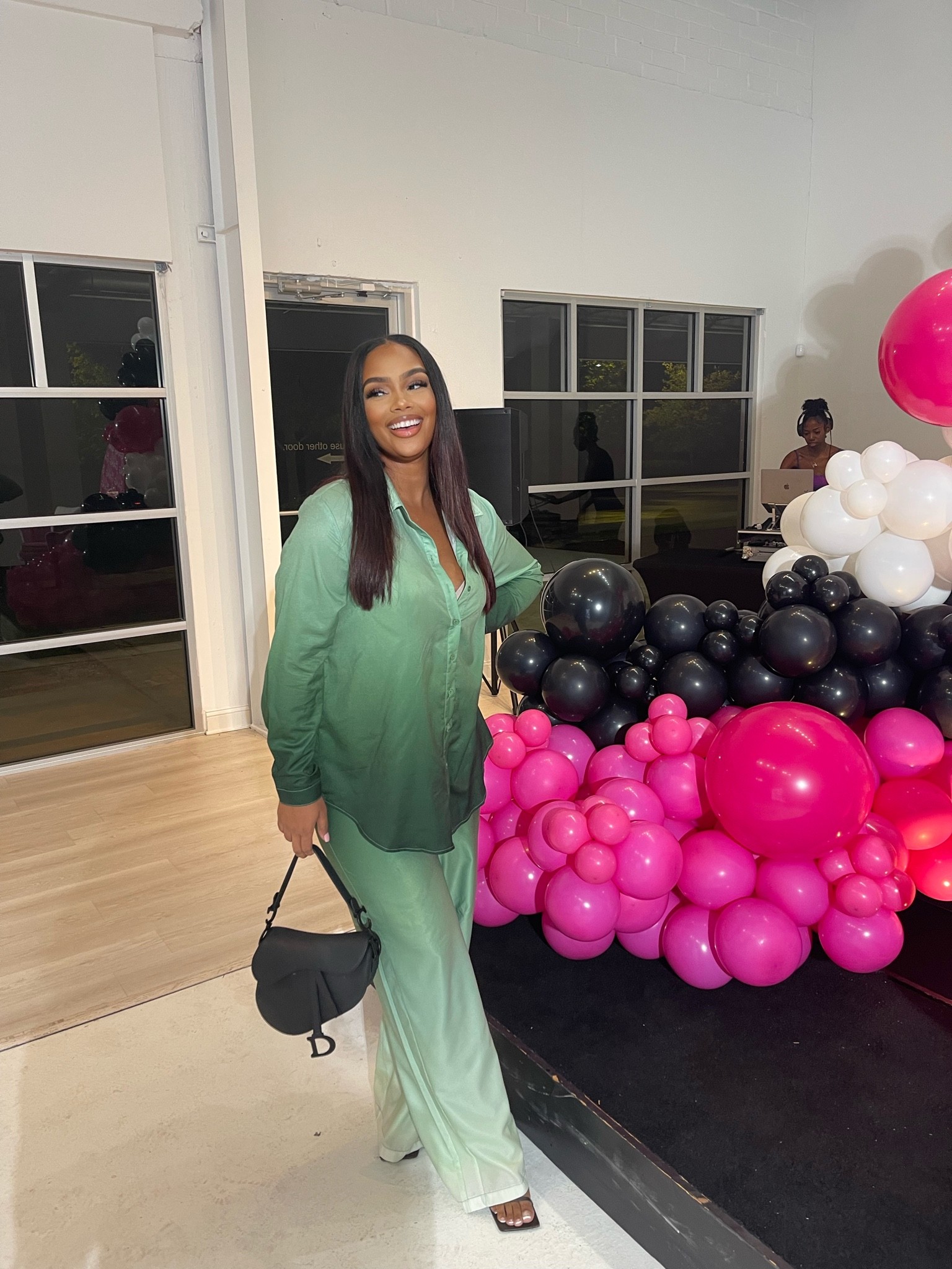 Green ombré oversized shirt and pants PLT I ordered a size 12 in the pants and got my pants altered and a size 10 in the top

#LTKSeasonal #LTKworkwear #LTKbeauty