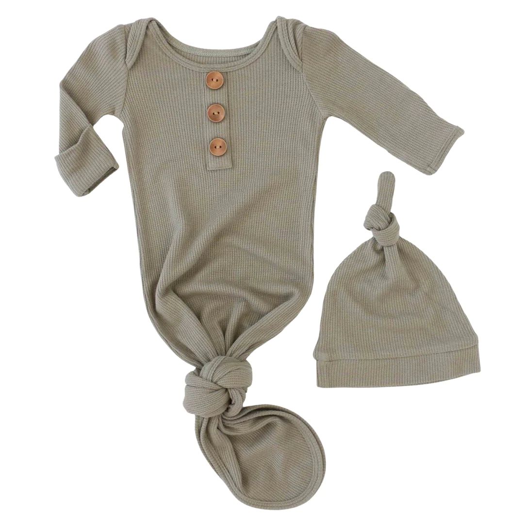 Eucalyptus Waffle Bamboo Newborn Baby Knot Gown & Hat Set | Caden Lane
