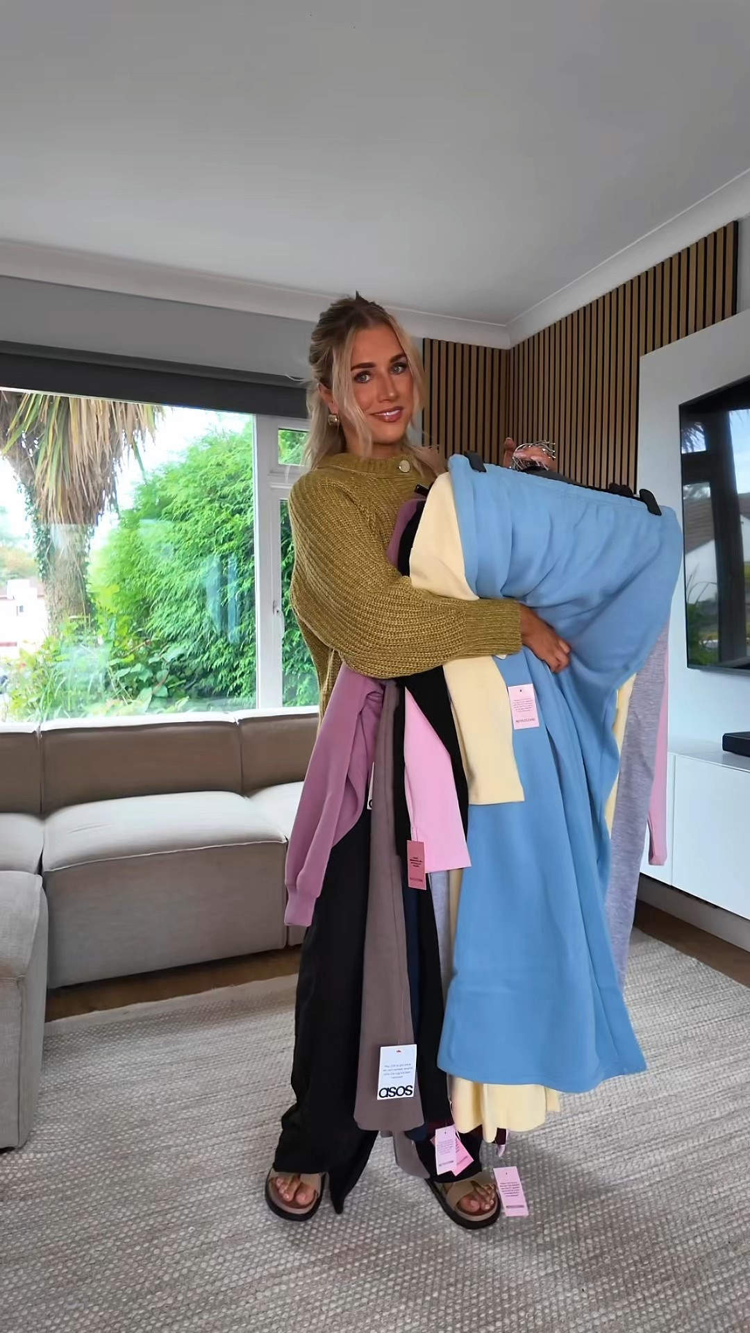 COMFY CLOTHES perfect for the summer into autumn transition! I love them ALL!!!! 

#LTKmidsize #LTKautumn