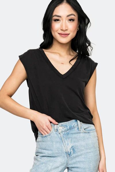 The Favorite Luxe Essentials V-Neck Tee | Gibson