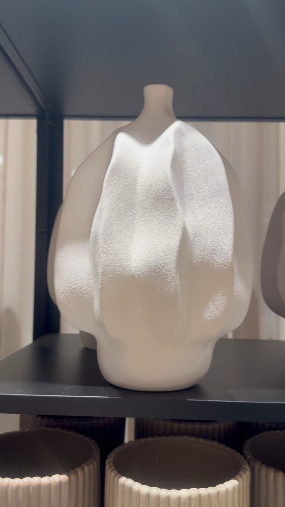 These modern vases were gorgeous! #hmhome #h&mhome #vase

#LTKFindsUnder50 #LTKSaleAlert #LTKHome