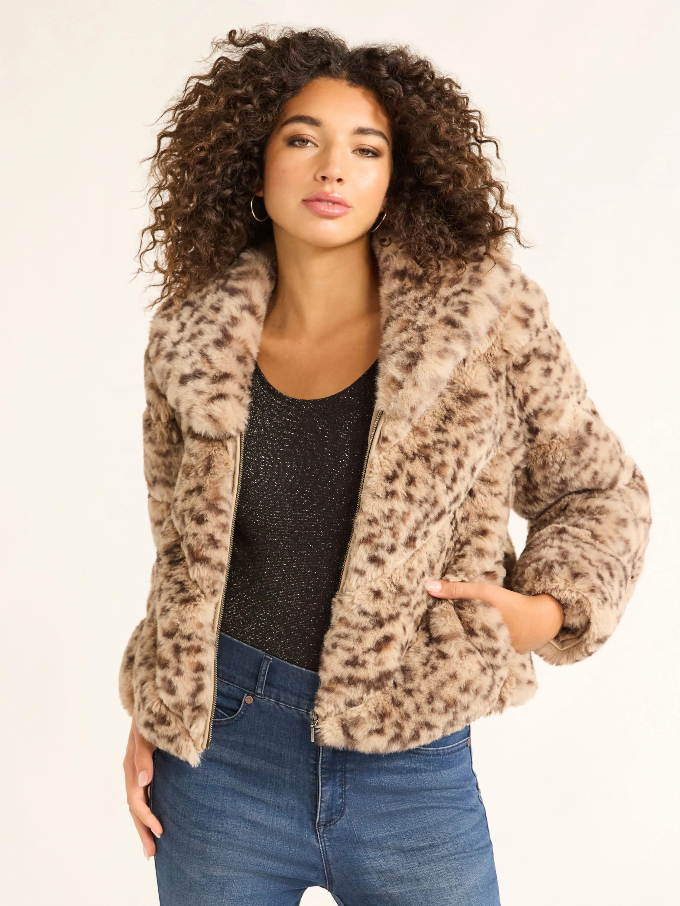 Sofia Jeans Women's Faux Fur Chubby Jacket, Sizes XS-XXL | Walmart (US)