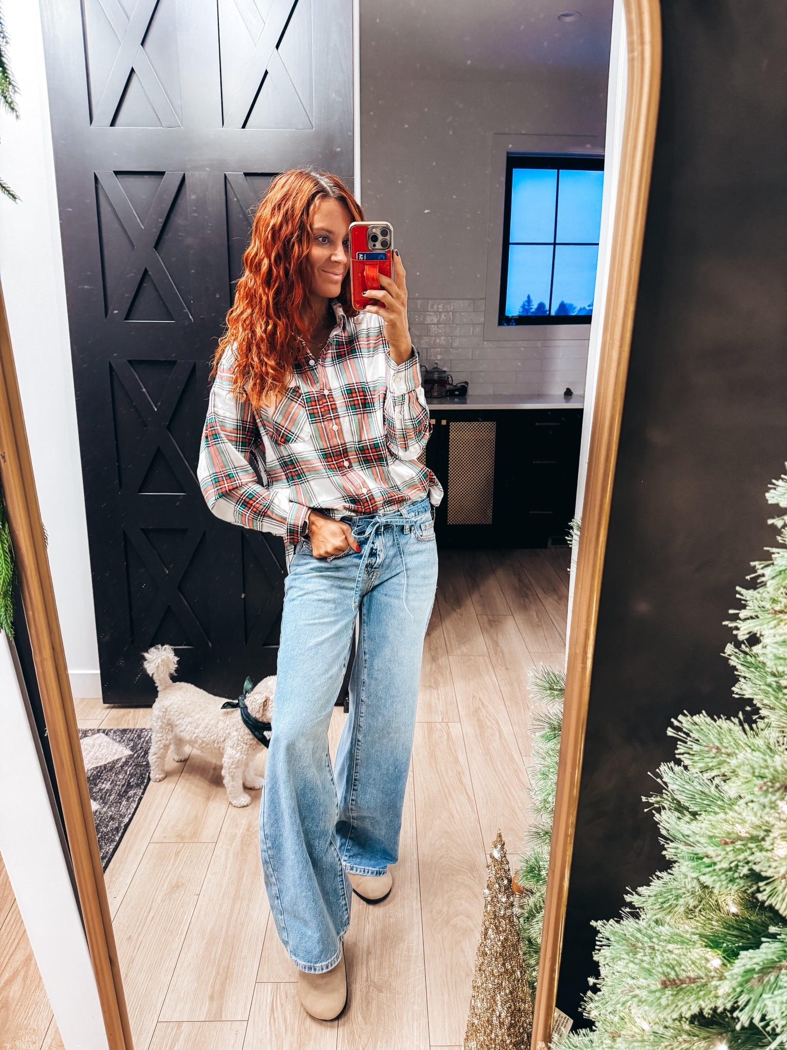 @americaneagle flannels never disappoint! This is from last year but linked this years versions and they are sooo good!!! Loving these tie jeans! They are lower rise (ugh can’t believe I’m going back to that) but they are so cute😍

#LTKSeasonal #LTKSaleAlert #LTKHoliday