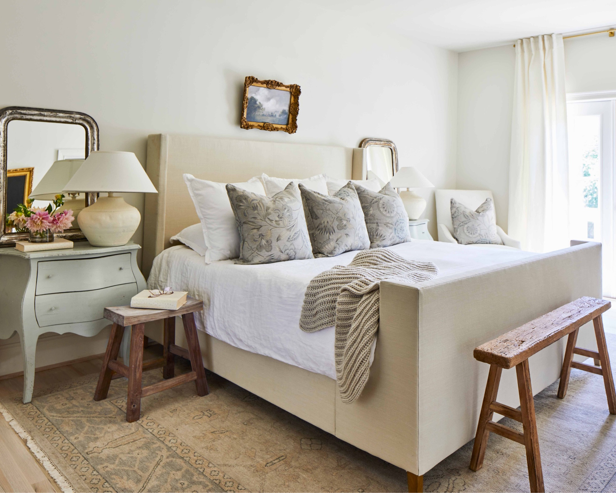 What bedroom dreams are made of! Shop it here! 

#LTKhome