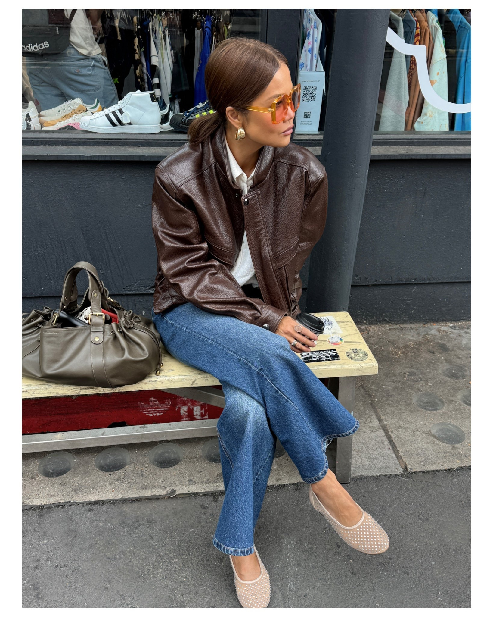 Everyday chic

#oversizedsunglasses #retroleatherjacket

#LTKeurope #LTKsummer #LTKstyletip