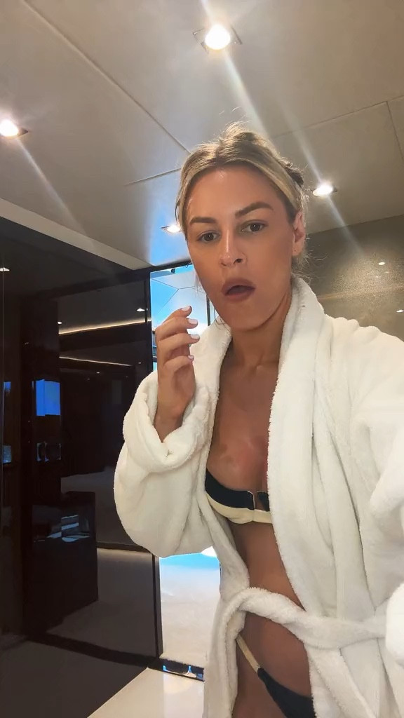 Get ready with me! All the products I used are linked! I use shade “iconic nude” in the lip liner, JK magic in the lipstick, 1 and 2 in the pressed powder, taupe in the brow pencil, and the pink prism libre powder!

#LTKFind #LTKSeasonal #LTKbeauty