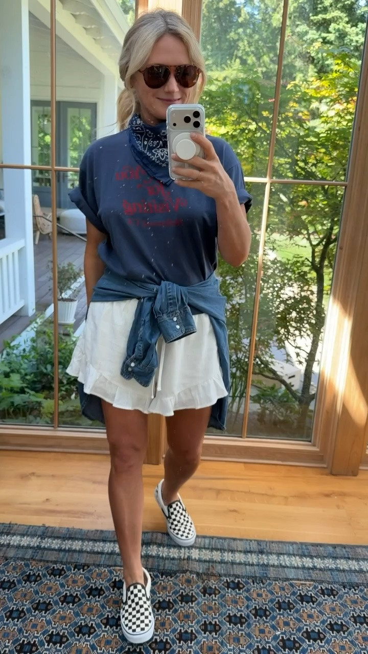 This fit is so comfy and I’m just so happy vans are back :)

#LTKootd #LTKOver40 #LTKmomlife