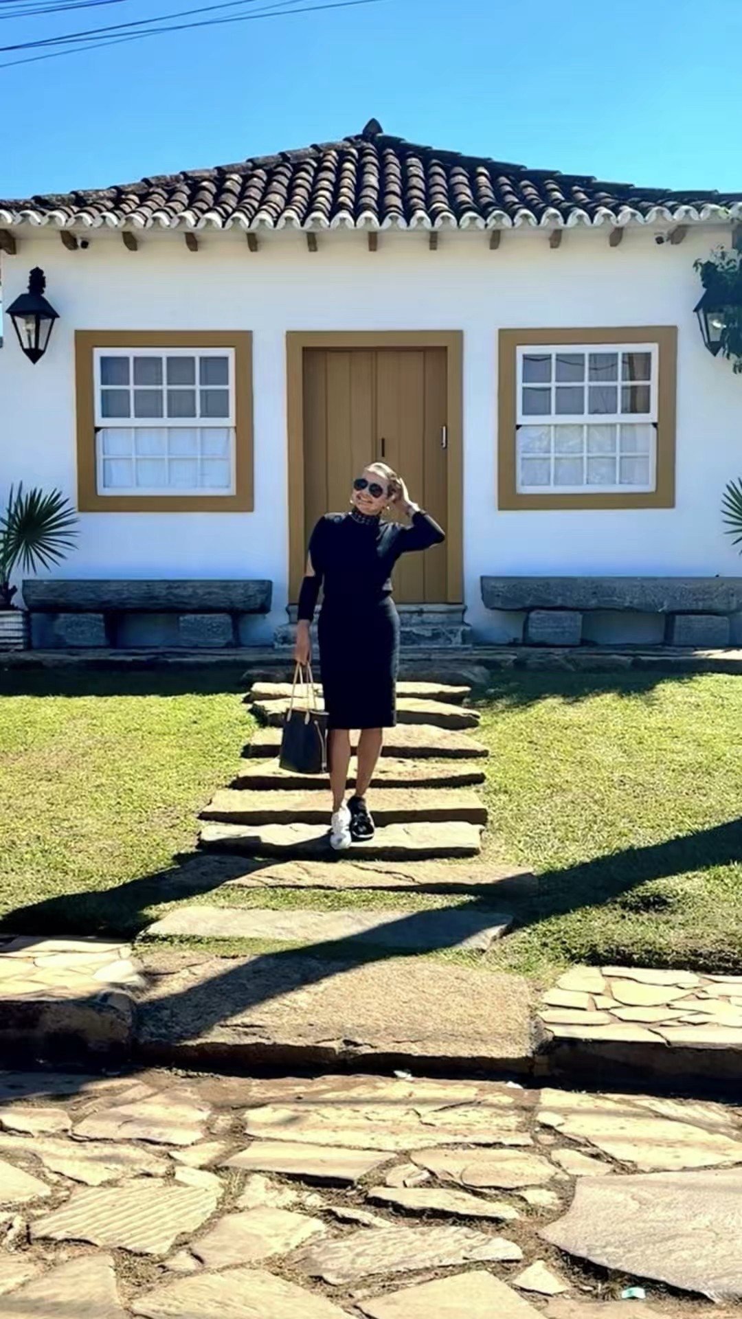 Look Tiradentes dia 2. 
Com dia ensolarado e frio. Eu amo!!

#letslinharesstyle #meuestilo #letslinhareslook #looktiradentes

#LTKviagem #LTKbrasil #LTKestilo50+