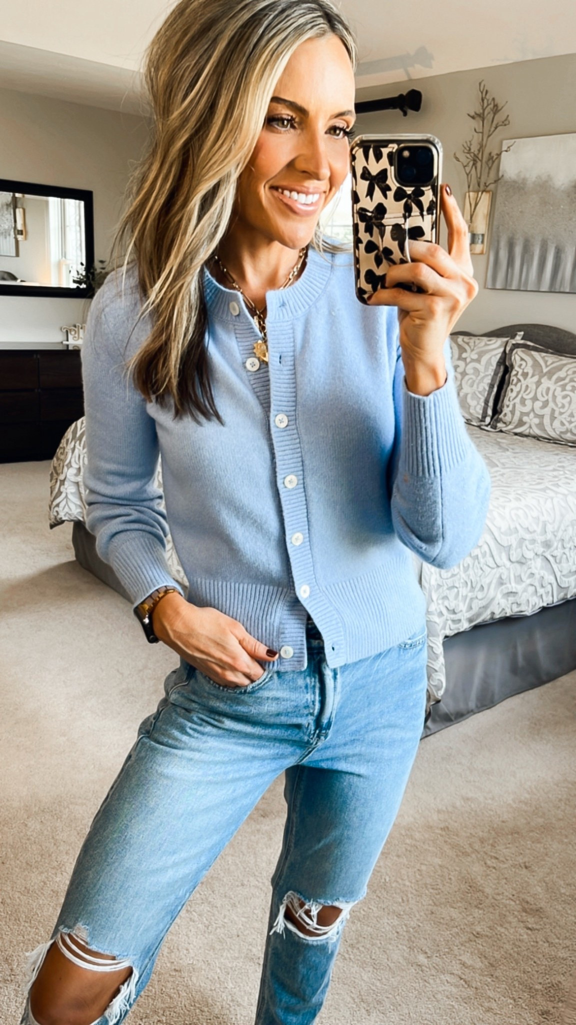 Aerie new arrivals are so cute and COMFY for fall!  
I’m wearing size XS. Cardigan runs TTS

#LTKFallSale 

#LTKStyleTip #LTKSaleAlert