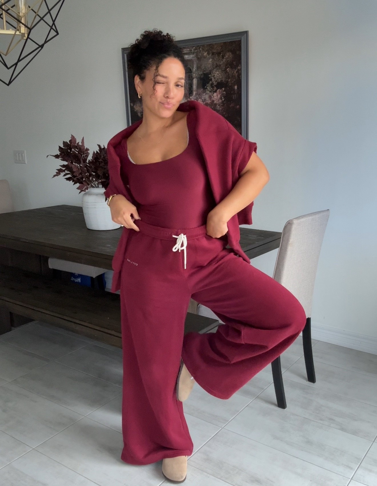 Aerie cloud fleece set - wearing a medium long in the pants, and a medium in the sweater and bodysuit. 

Lounge wear, sweat sets

#LTKcanada