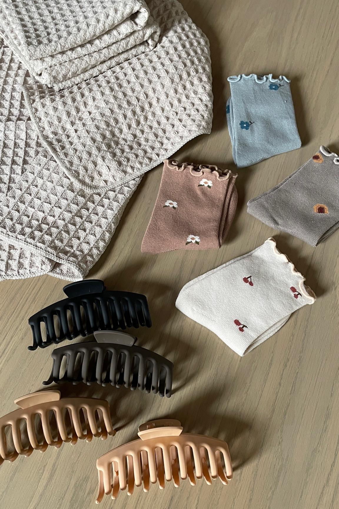 just a few little pretty + practical things i snagged on amazon recently✌🏽

#LTKsalealert #LTKxPrimeDay #LTKfamily