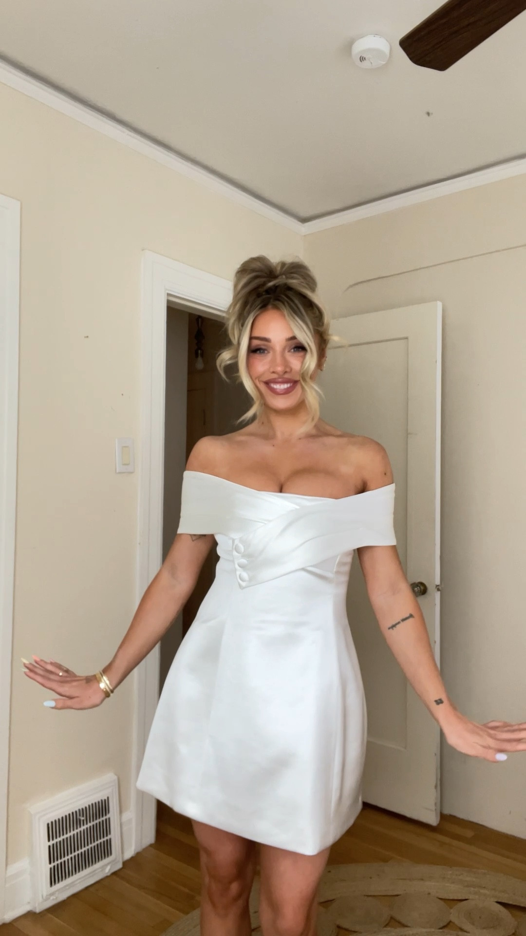 ✨ POV: you found the perfect bridal dress✨ 
in love with this Meshki! ✨🍾 
wearing size small 

#LTKwedding #LTKVideo #LTKstyletip