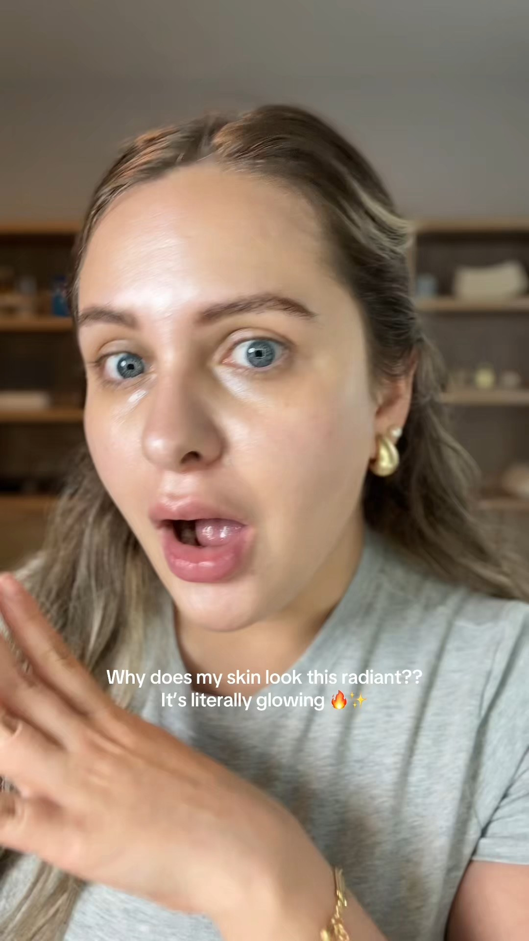 ✨ Locked-in liquid glow that doesn’t budge. ✨
I’ve been loving the Sacheu Liquid Glow Stay N — it gives that radiant, glass-skin finish with a longwear formula that actually stays put. Dewy, hydrating, and non-transferable? Yes please.
Linked it all on my LTK 🤍
#LTKbeauty #SacheuSkin #LiquidGlowStayN 