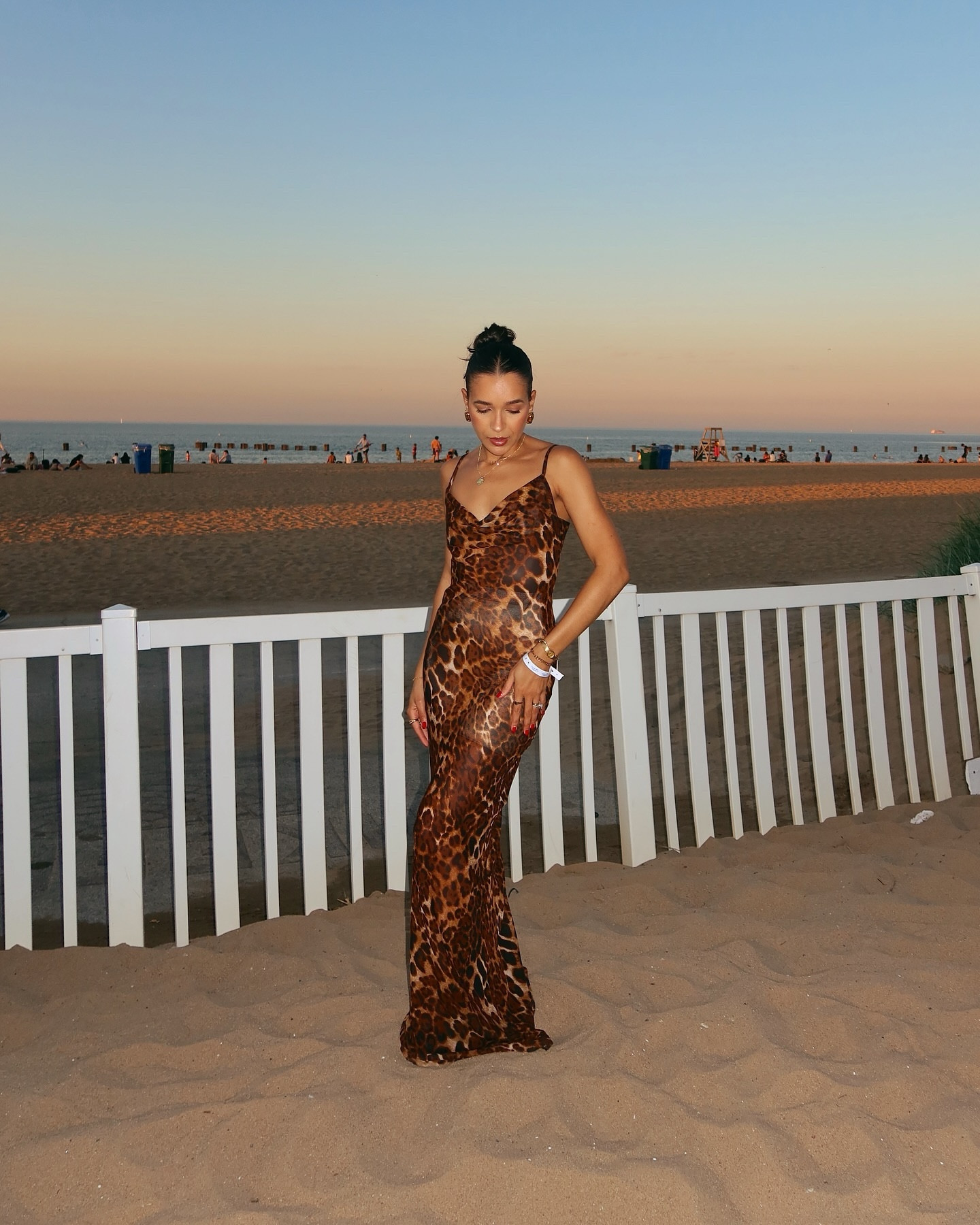 flash on sunset season 🥂✨ iykyk 🤭 @shoreclubchi dress: @showpo
cheetah print dress, leopard print dress, maxi dress, summer dress 