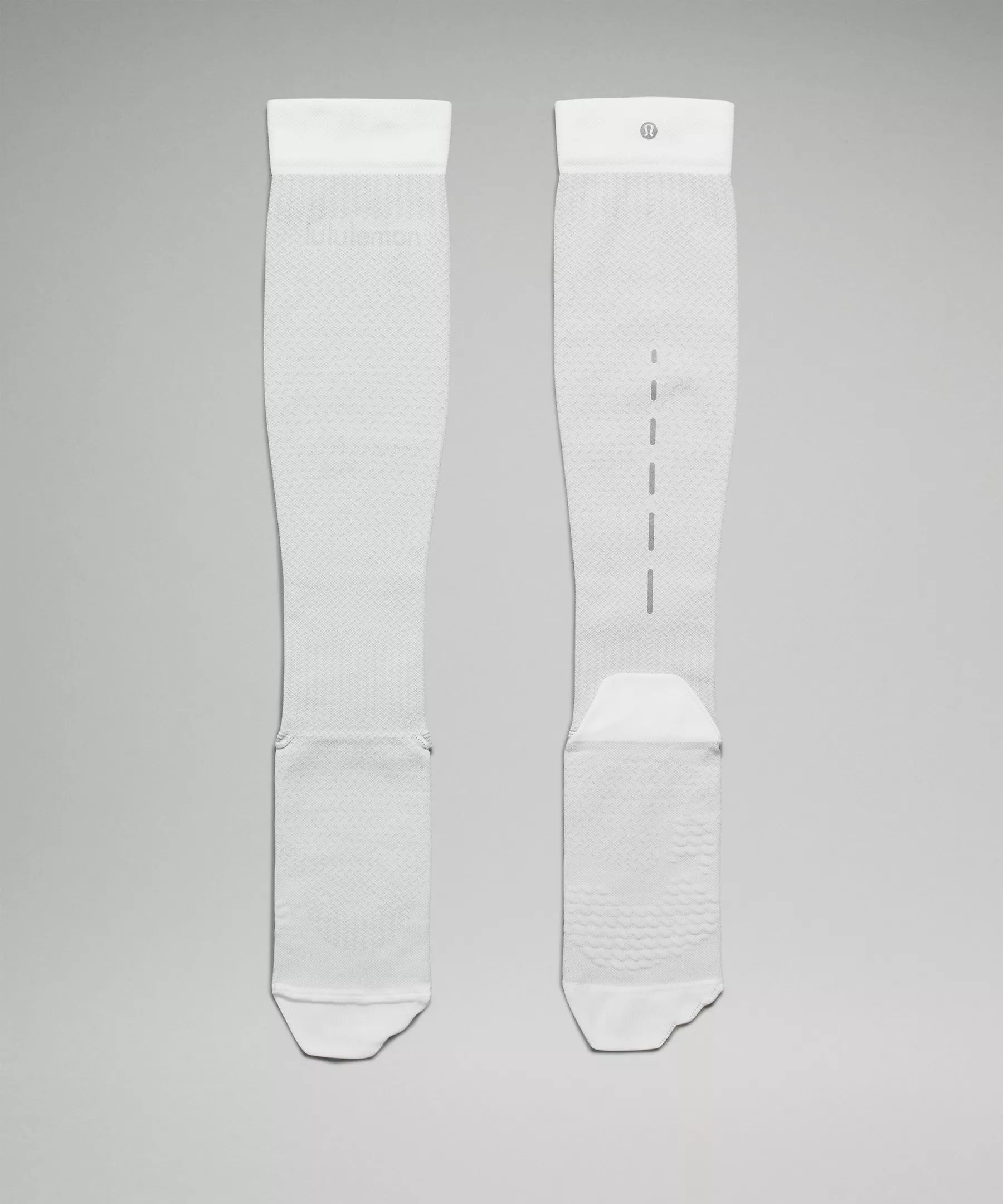 Men's MicroPillow Compression Knee-High Running Sock *Light Cushioning | Men's Socks | lululemon | Lululemon (US)