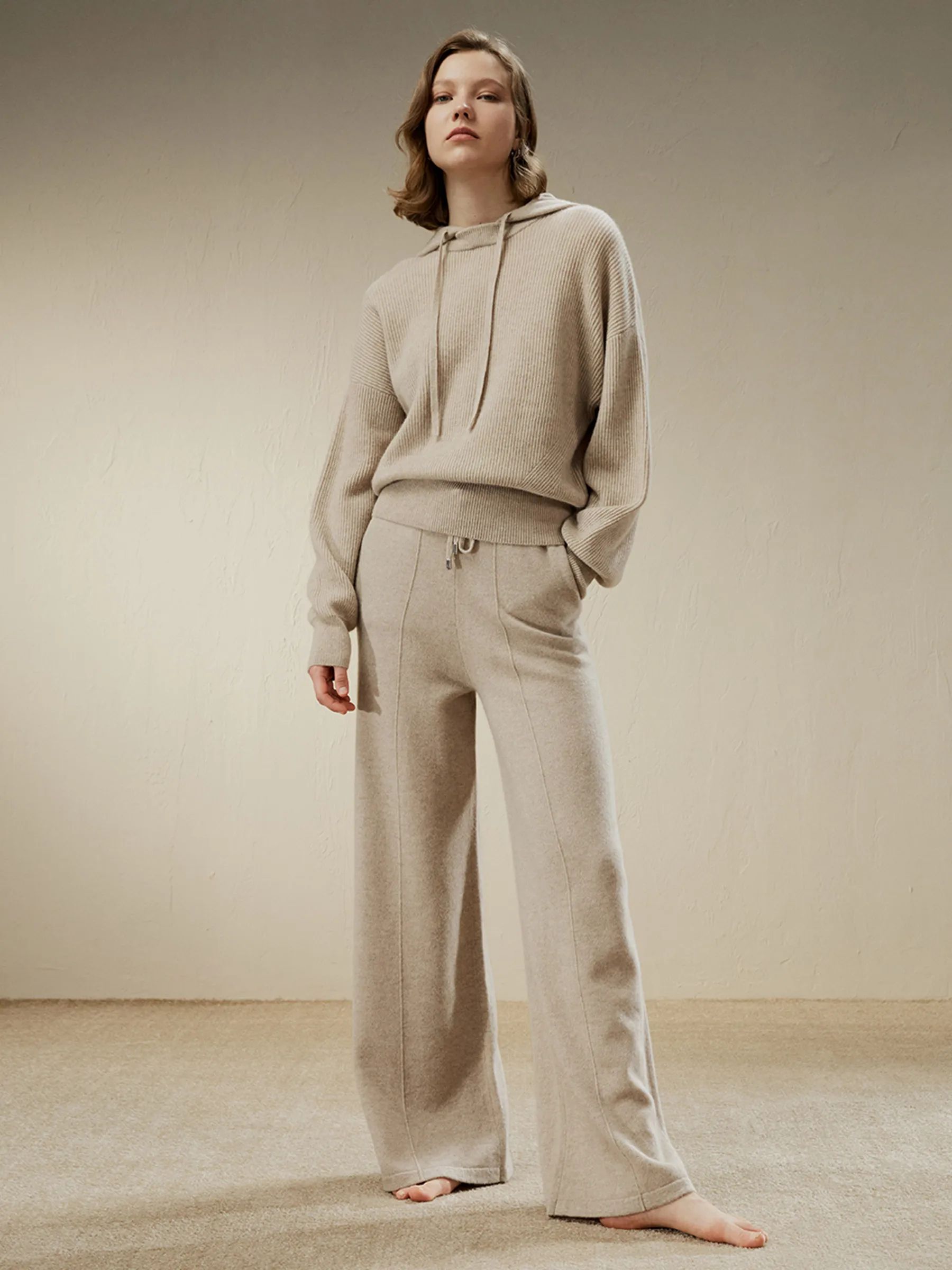 Fluid Cashmere Sweatpants | LilySilk