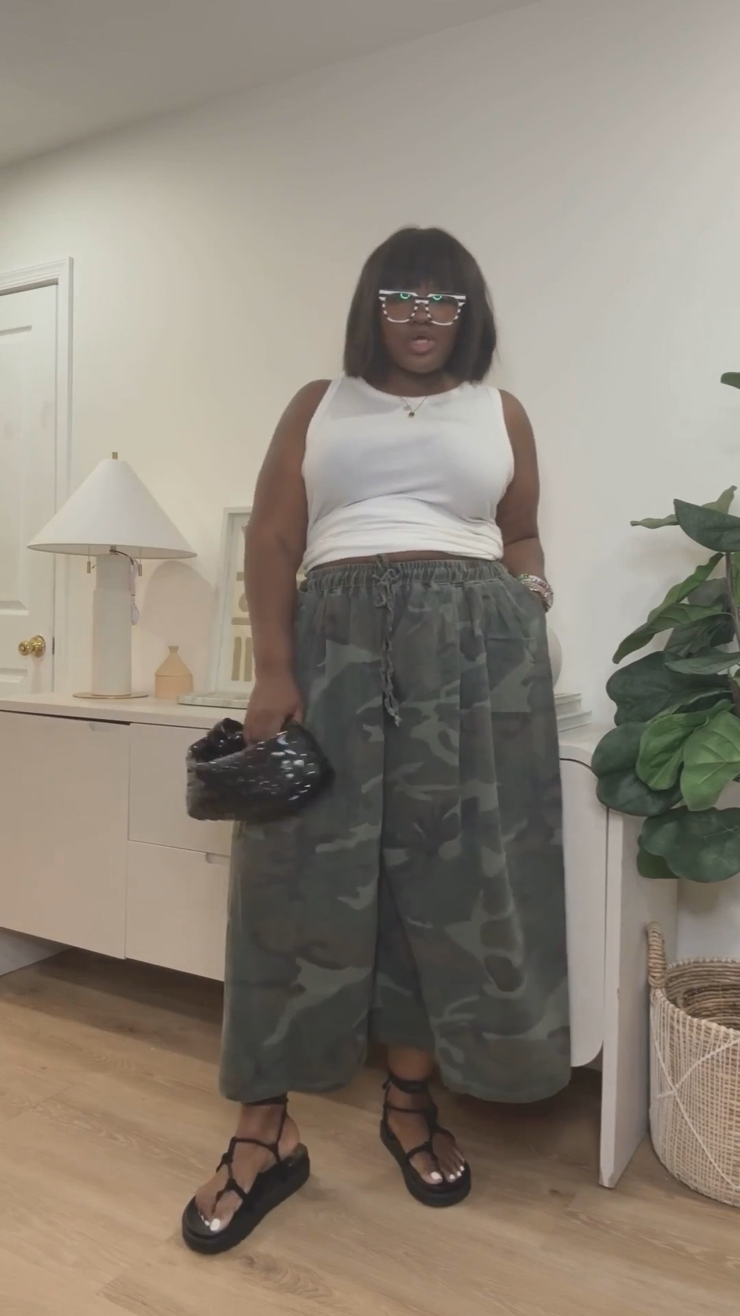 I’ve been leaning more into relaxed pieces lately, and these wide leg pants fit right into that. They’re easy to move in, feel light on the body, and pair well with basics without needing much thought #minimalstyle #widelegpants #effortlessstyle #everydaywear

#LTKPlusSize #LTKootd #LTKSaleAlert
