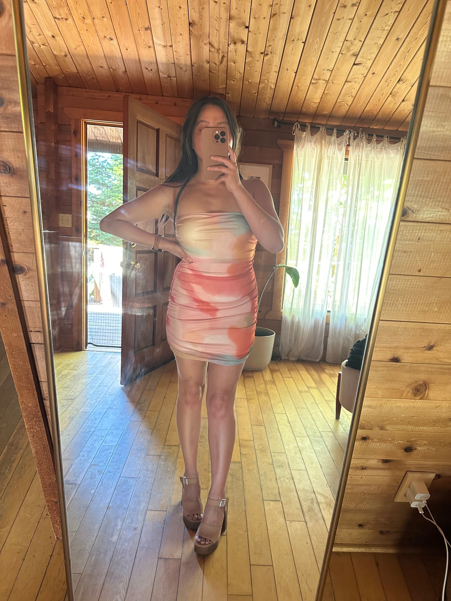 Strapless mini dress 

#LTKFindsUnder50 #LTKStyleTip