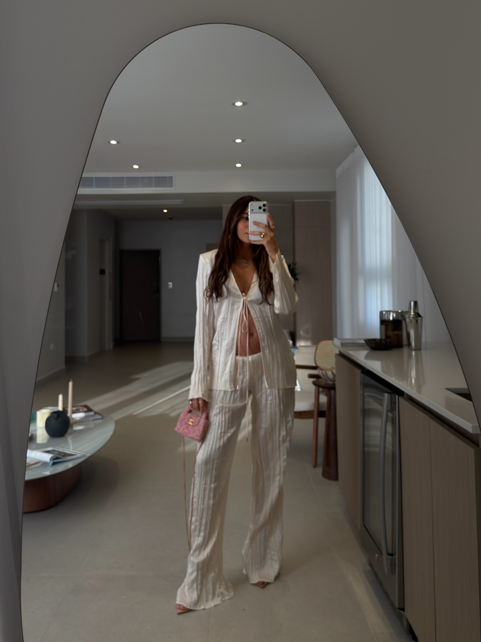 Minimal, cute preggo outfit! 🤍

#LTKmomlife🪽 now I can finally use this hashtag I’ve never posted before

#LTKActive #LTKgrwm #LTKmomlife