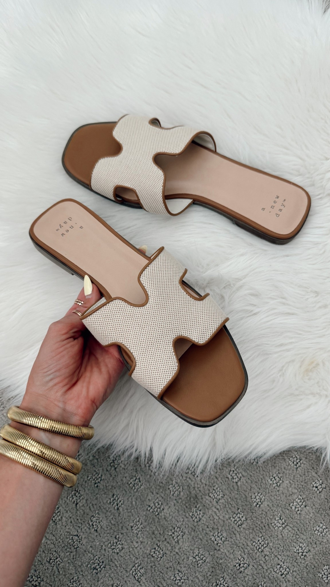 Viral Designer lookalike slides for only $25 🛒

#LTKSwim #LTKShoeCrush #LTKStyleTip