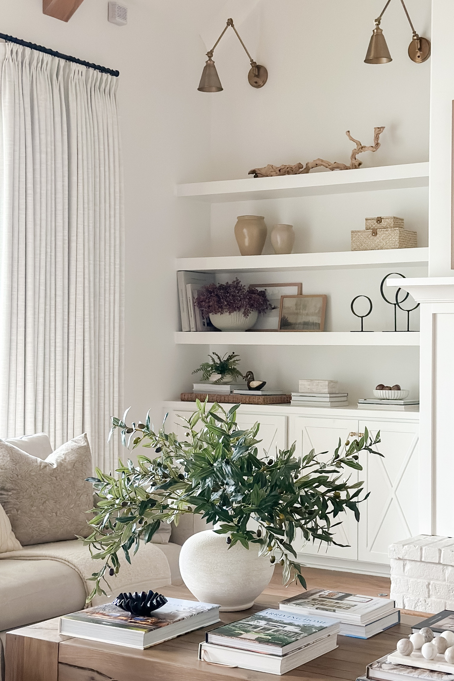 I love these beautiful figs to fill a bowl for fall! They come in a six pack and are the perfect size for shelf styling or a sitting out on a coffee table for fall!🍁

#fall #fallsdecor #fallstyling #figs



#LTKSeasonal #LTKStyleTip #LTKHome