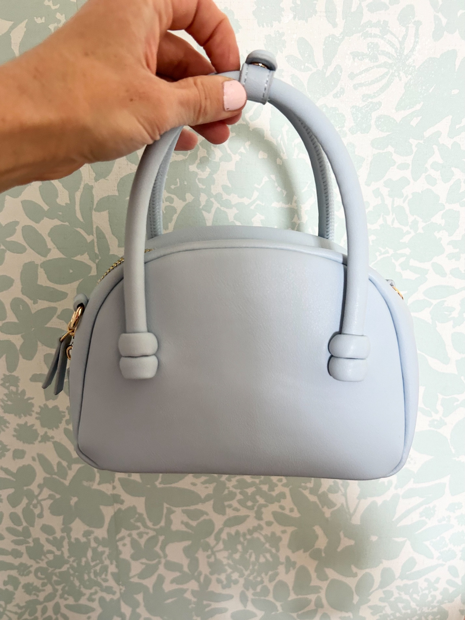 The cutest blue mini bag 🤍

#LTKitbag #LTKfindsunder100 #LTKstyletip