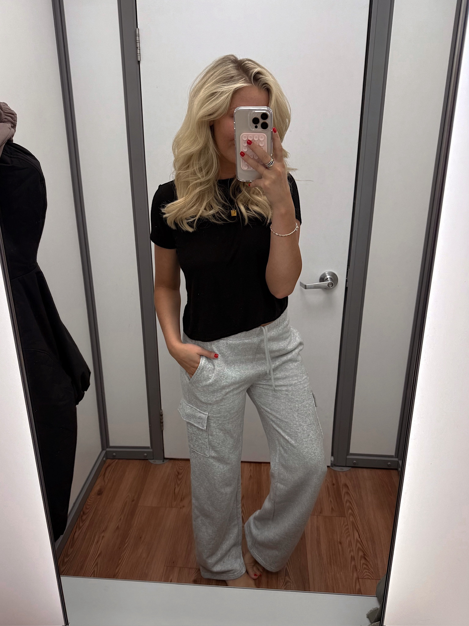 Cargo sweatpants for $11 and feel like luxury!! 

#LTKActive #LTKStyleTip #LTKFindsUnder50