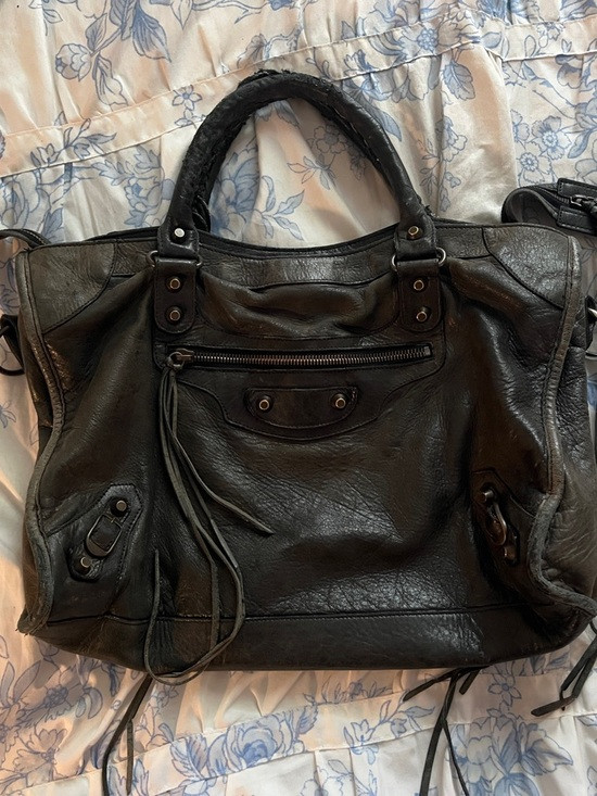 Black Leather Balenciaga City bag | Poshmark