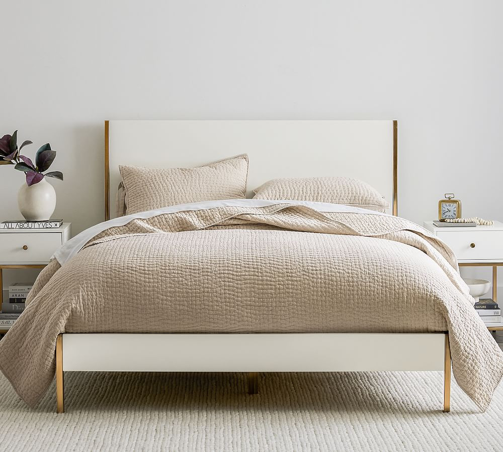 Delaney Platform Bed | Pottery Barn (US)