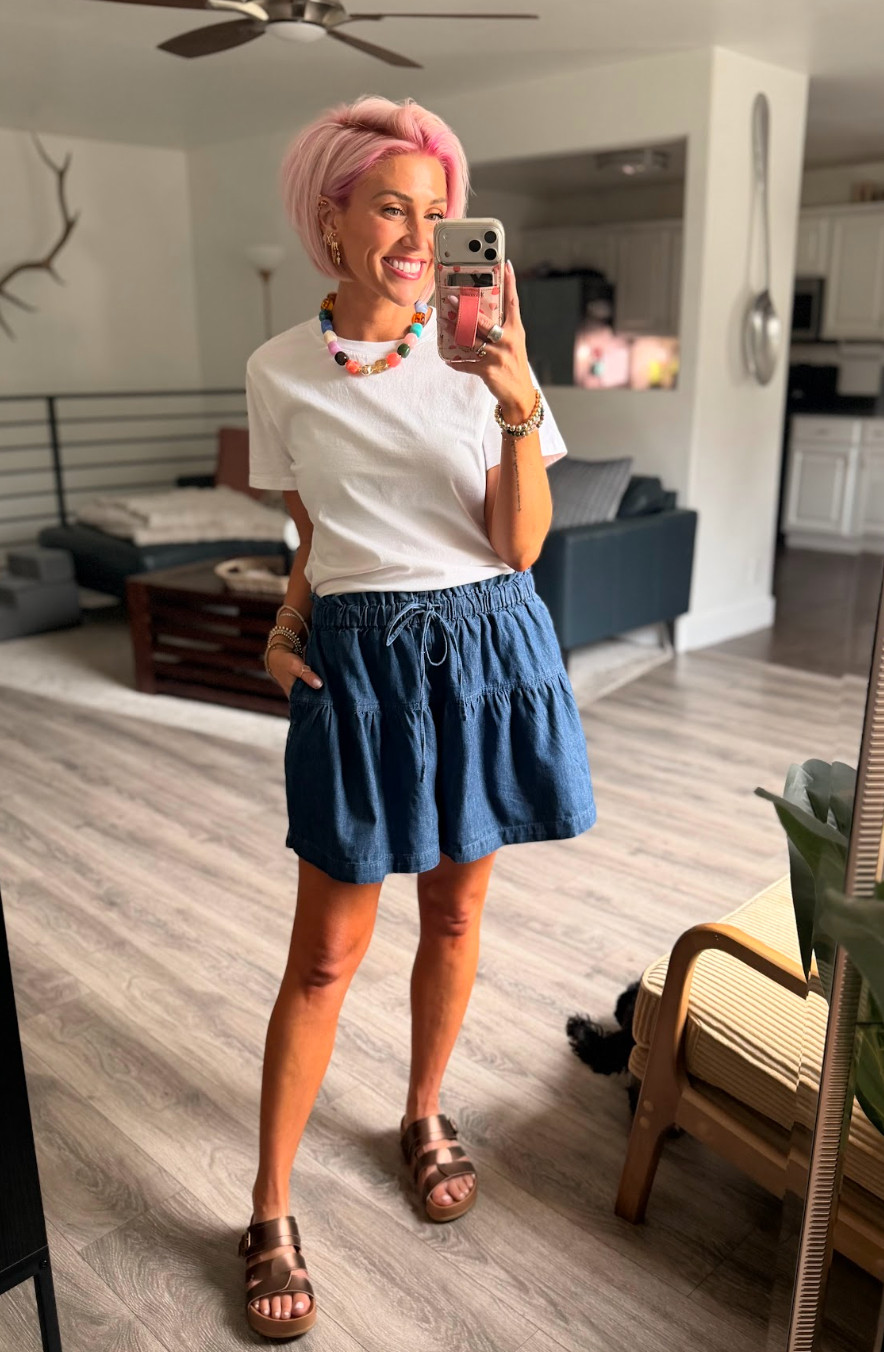 So cute and flirty! Top: Medium // Skirt: Medium // Shoes: TTS  

 #LTKootd