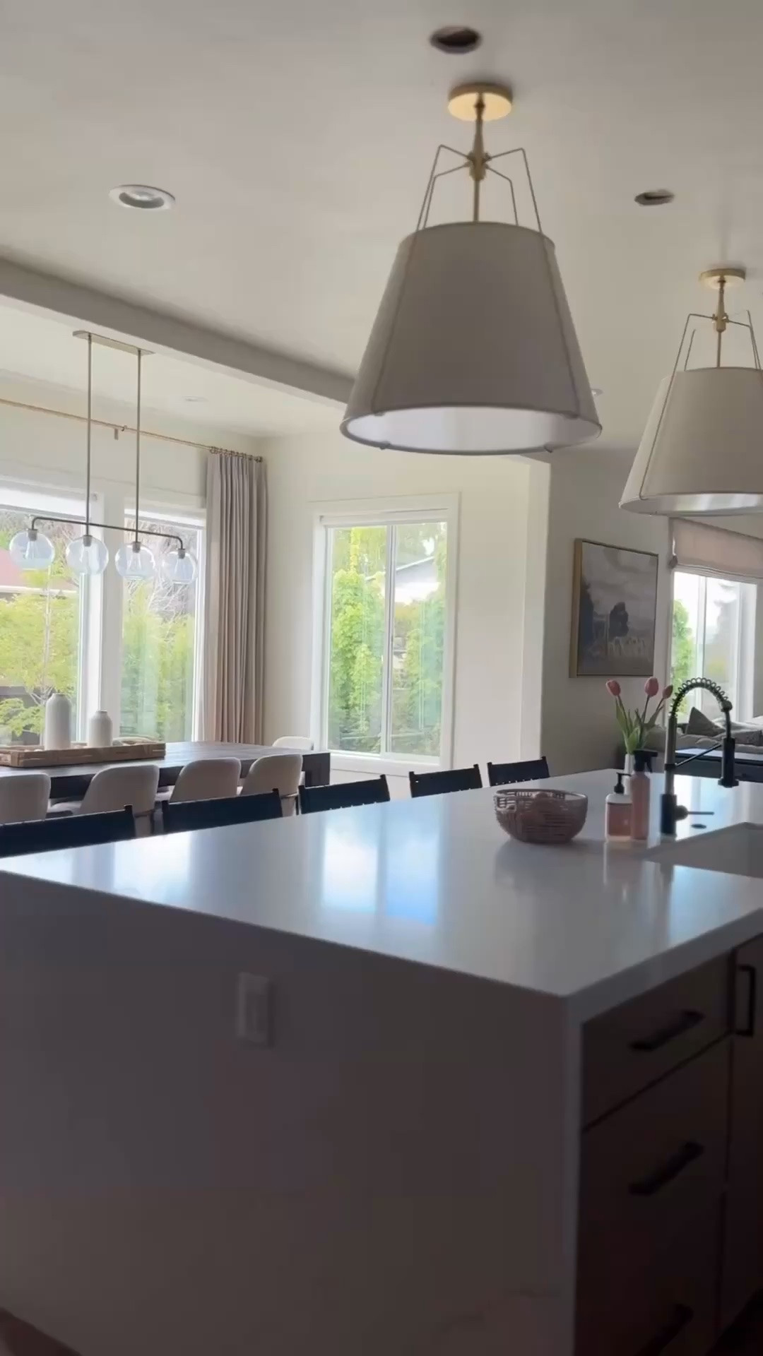 This clients home is an absolute dream. All her picks for her home just make it feel so inviting and warm and clean #wayfair #home #wayfairhome @Rejuvenation