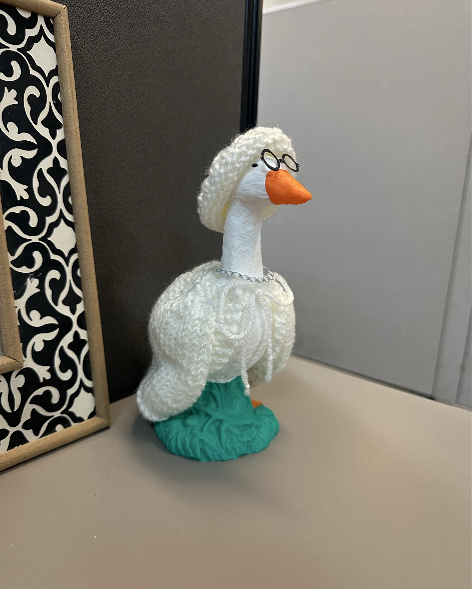 A desk goose is the perfect addition to an office ✨ Perfect for spring! 🌼 office essentials, desk tabletop decor, home office, office furniture

#LTKHome #LTKdayinmylife #LTKWorkwear