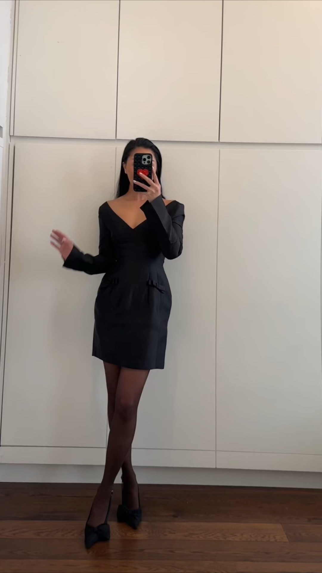 Stunning holiday look that is on sale! The tulip skirt on this dress is SOOO good 

#LTKSaleAlert #LTKCyberWeek #LTKHoliday