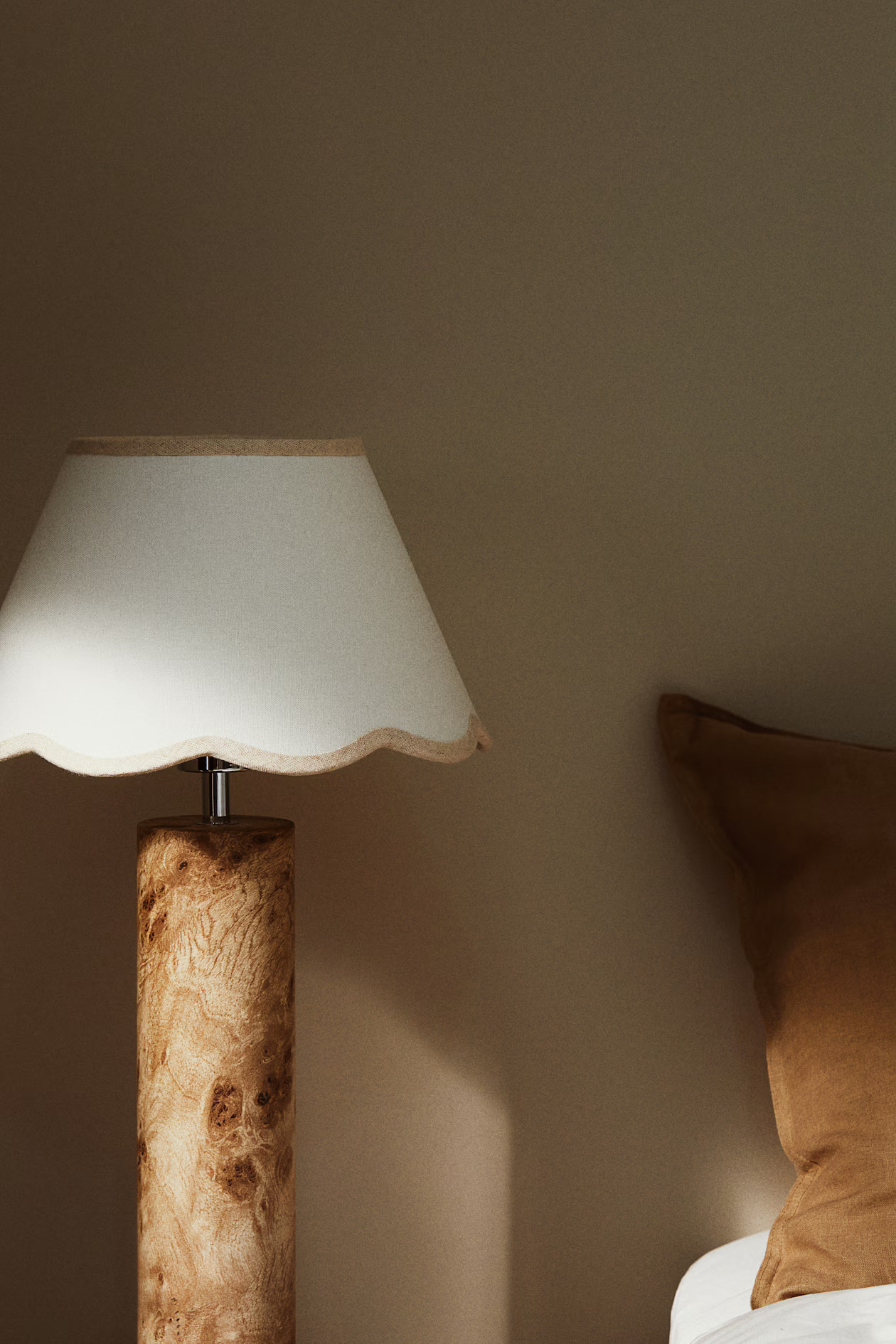 Scalloped-edge Lampshade | H&M (US + CA)