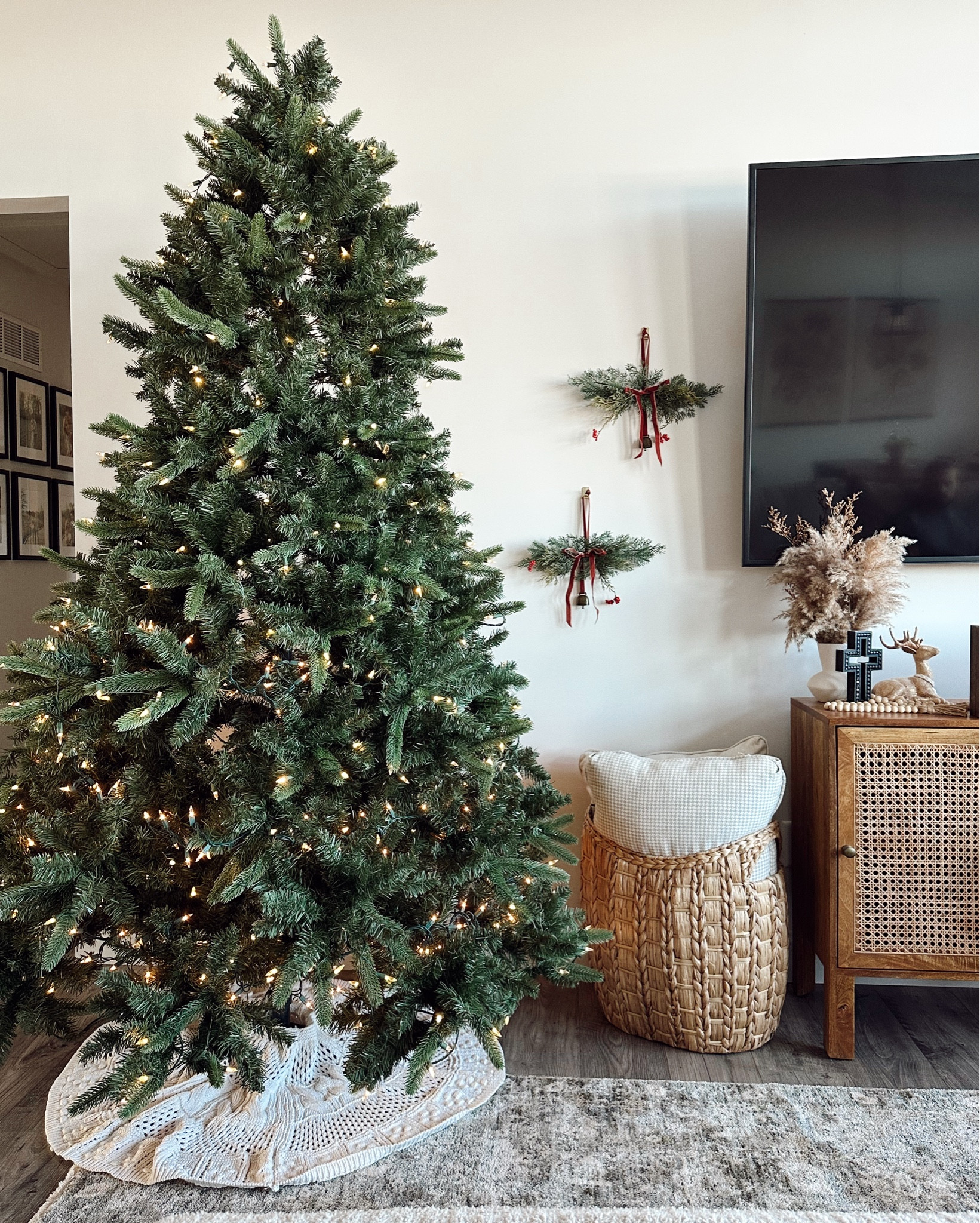 Affordable Christmas home decor ✨♥️

#LTKHoliday