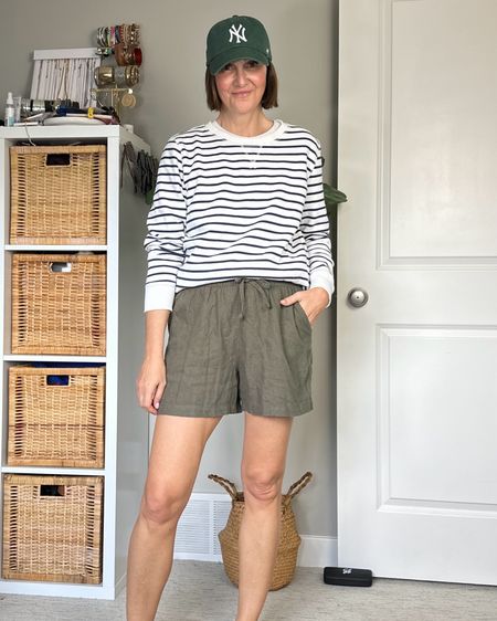 Linen blend shorts from Walmart! In Canada! Great summer basic and fit tts. Lots of colors available and only $16. 


#LTKFindsUnder50 #LTKStyleTip #LTKOver40