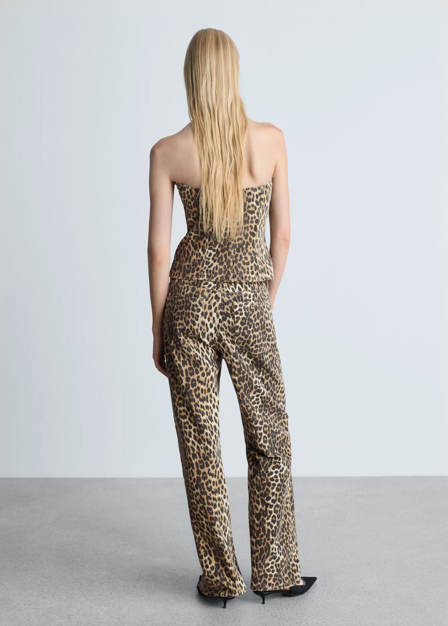 Leo high-rise straight-fit leopard-print jeans - Women | MANGO USA | MANGO (US)