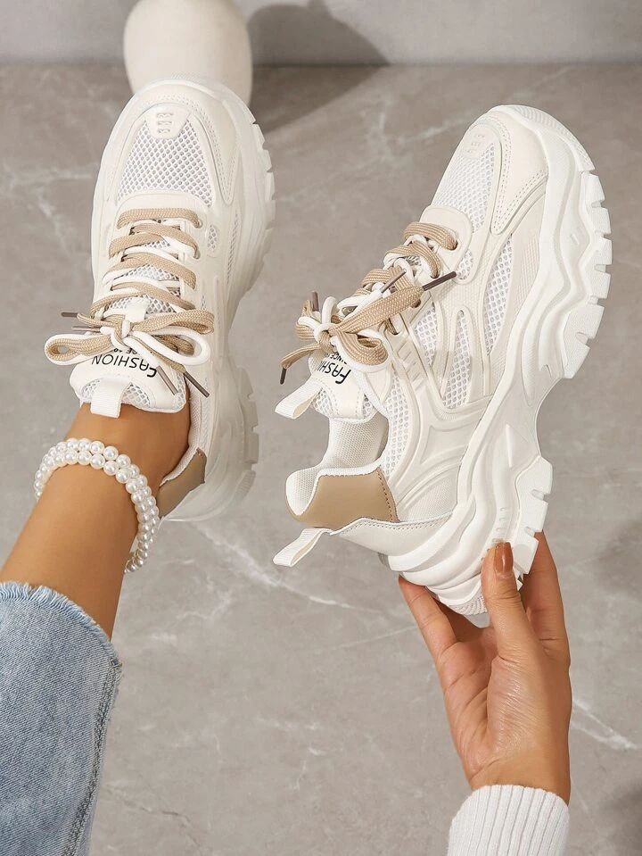 Women Letter Patch Decor Lace-Up Front Chunky Colorblock Sneakers | SHEIN