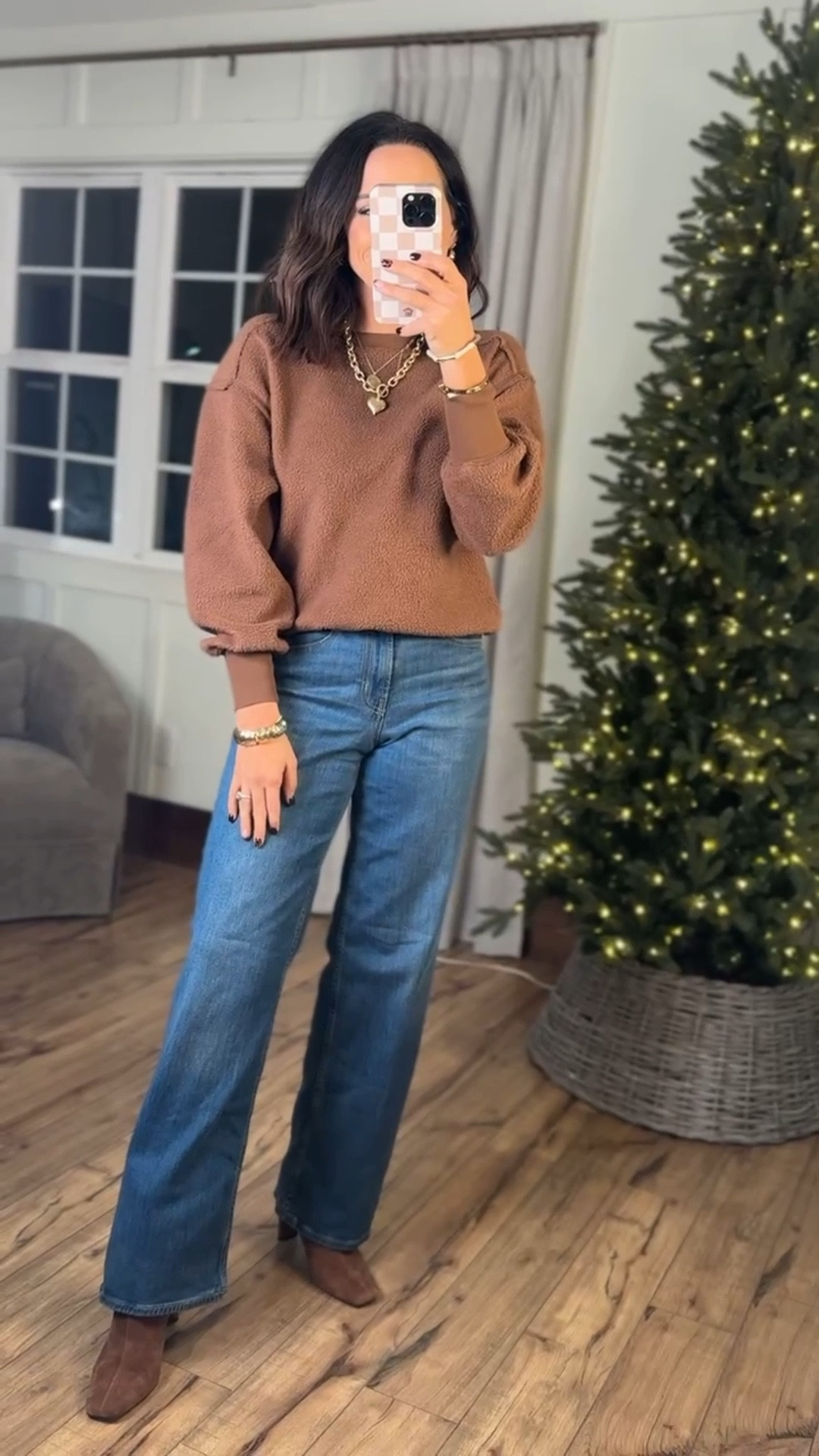 This brown teddy sweatshirt from Walmart is sooo cozy, y'all! So good for everyday styling & not too heavy to be layered for extra warmth! 🐻 Walmart partner - commission links. Walmart style, winter fashion, sweater style, Walmart finds, elevated basics, chic style, VintagePickinn

#LTKCyberWeek #LTKootd #LTKHoliday