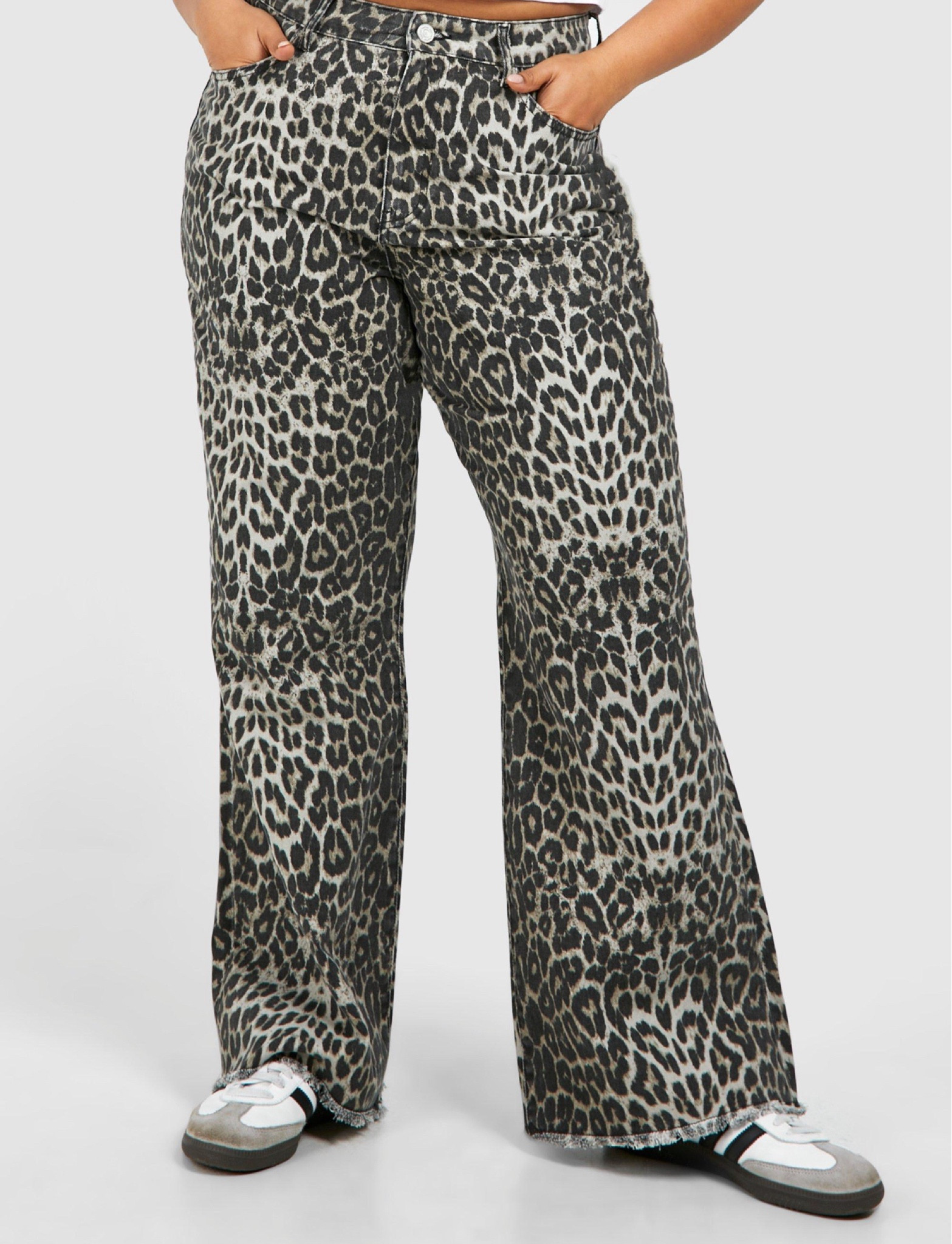 New in my closet. Can’t wait to style them 

#LTKMidsize #LTKFindsUnder100 #LTKFindsUnder50