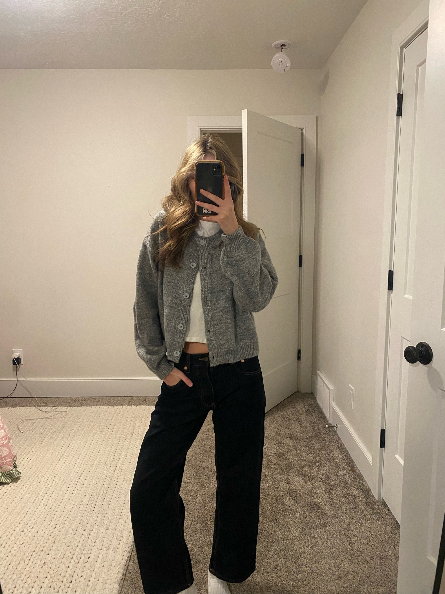 Jeans - Motel Rocks
Top - Zara Kids