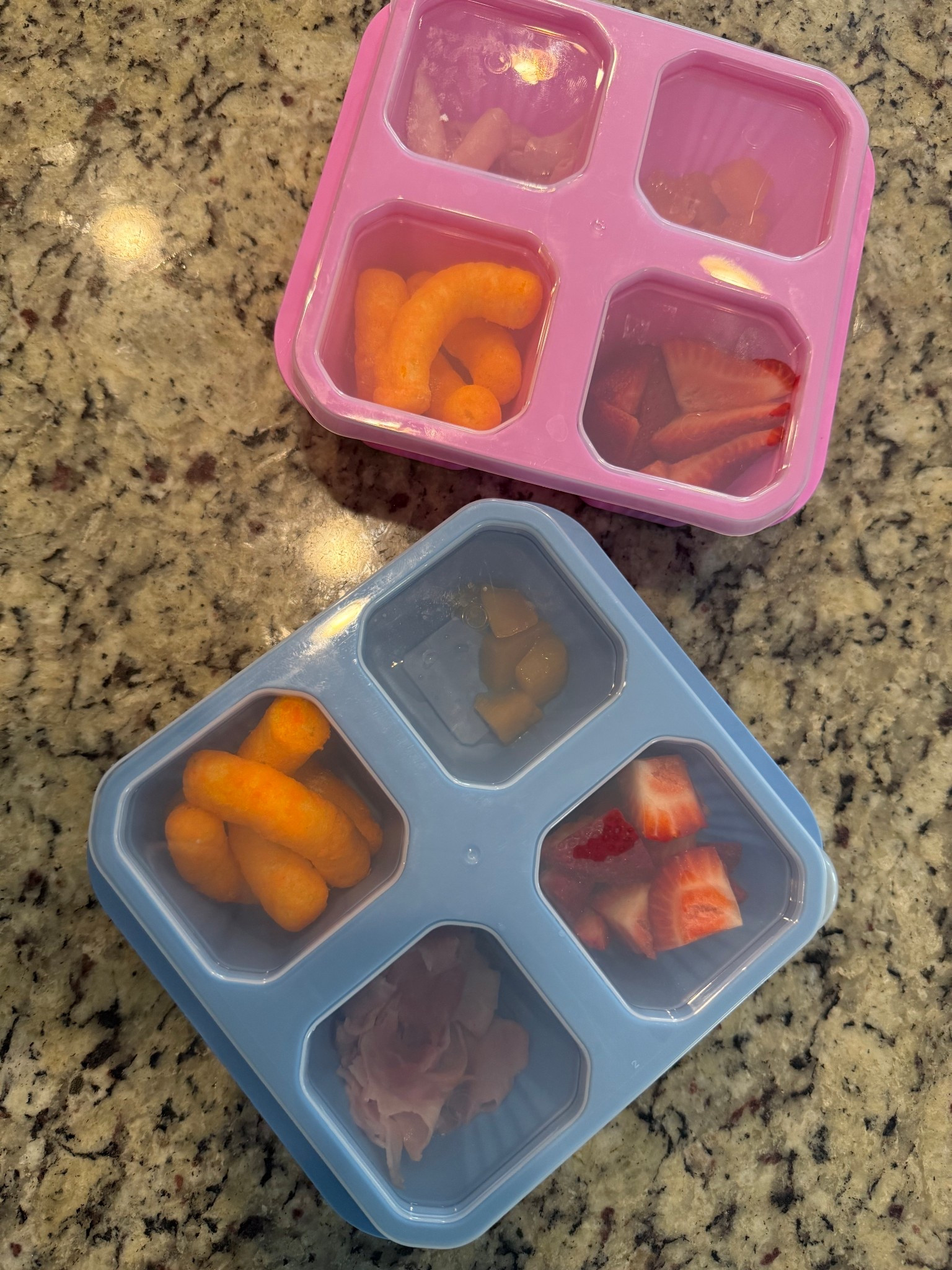 #MomHack Make your own lunchables!!

#LTKFamily #LTKHome #LTKFindsUnder50