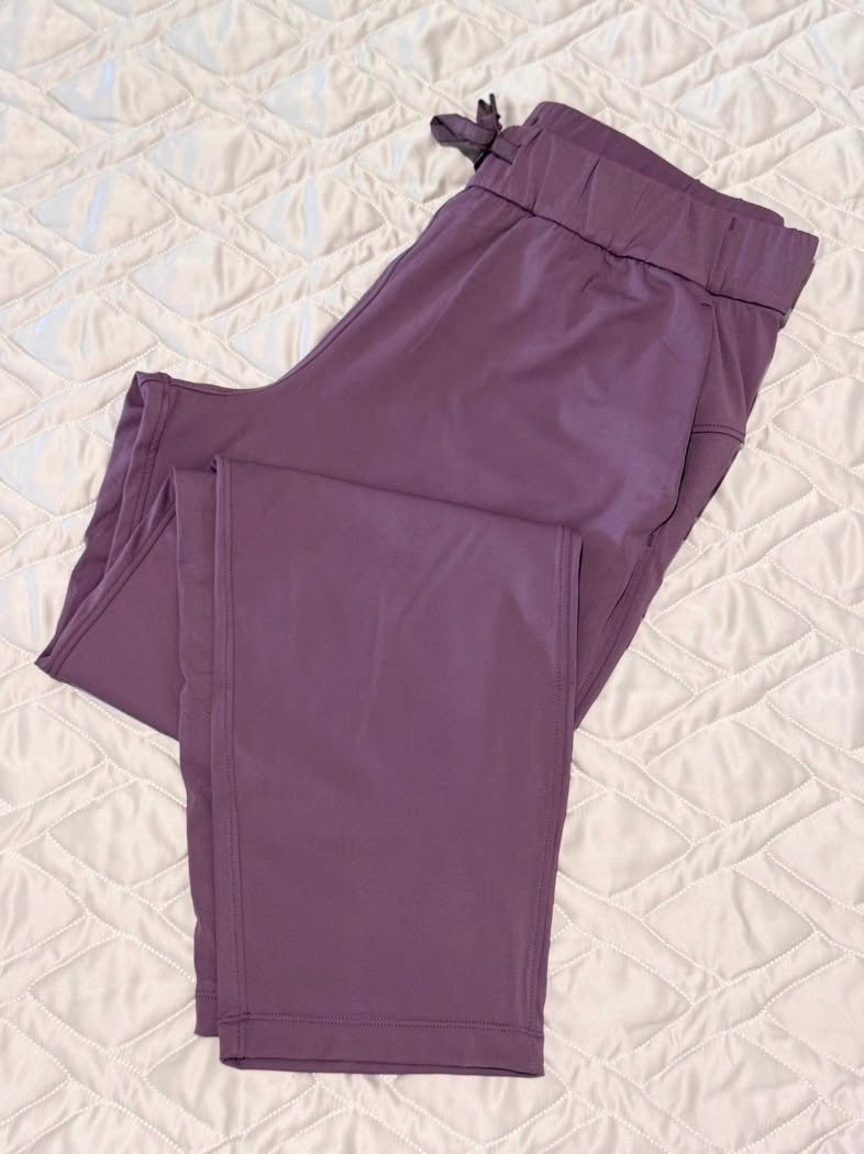 Active pants on sale

active pants
women’s workout bottoms
athleisure essentials
high waisted leggings
yoga pants
wide leg activewear
everyday performance wear
comfortable gym clothes
moisture wicking bottoms
fitness wardrobe essentials

#LTKootd #LTKSeasonal #LTKSaleAlert